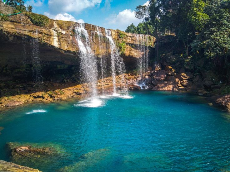 Krang Suri Falls Meghalaya